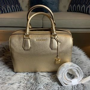 Mercer Duffle Studio Pebble Leather Satchel